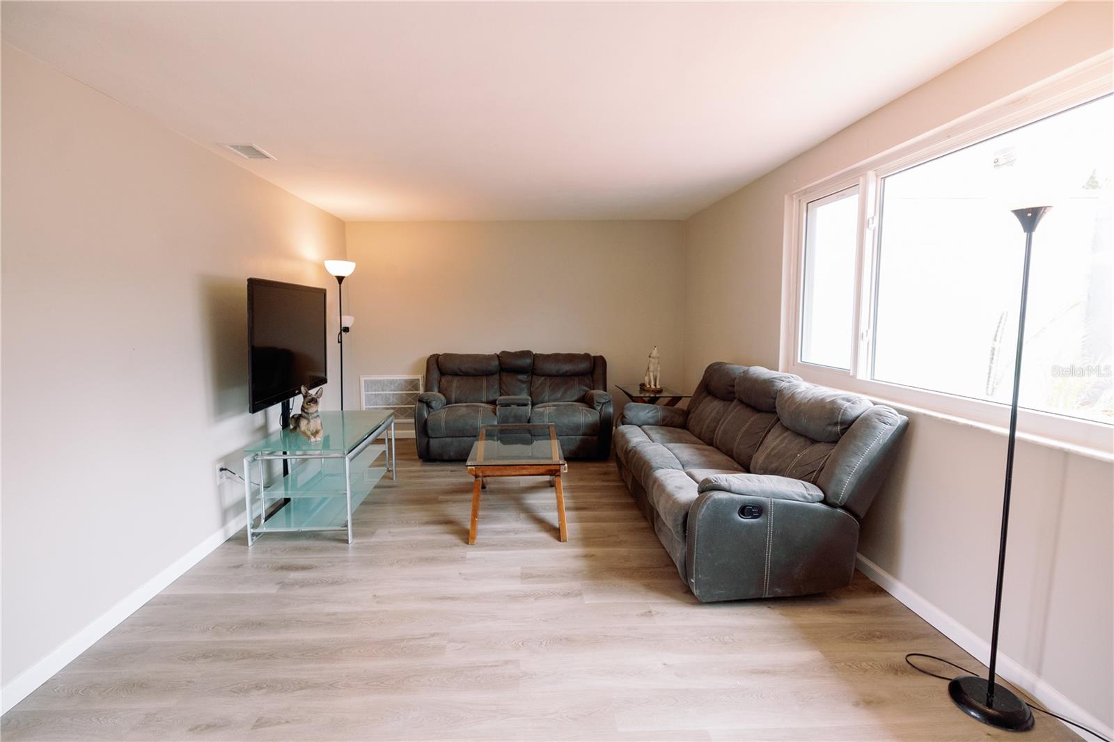 Image 7 of 30 For 3449 Springfield Drive