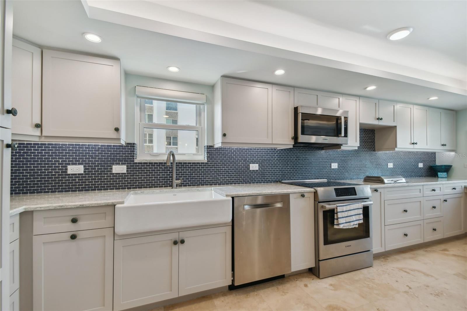 Image 10 of 45 For 5000 Gulf Boulevard 704