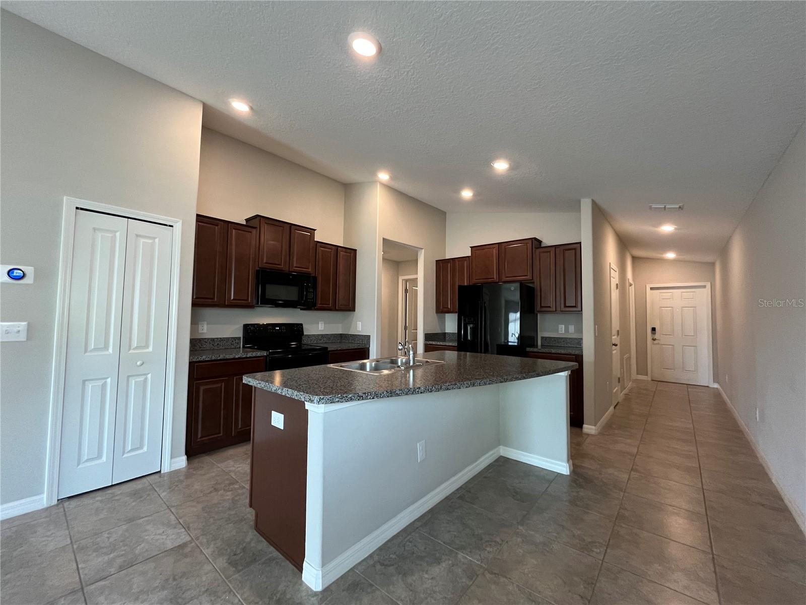 Image 5 of 28 For 7211 Ozello Trail Ave