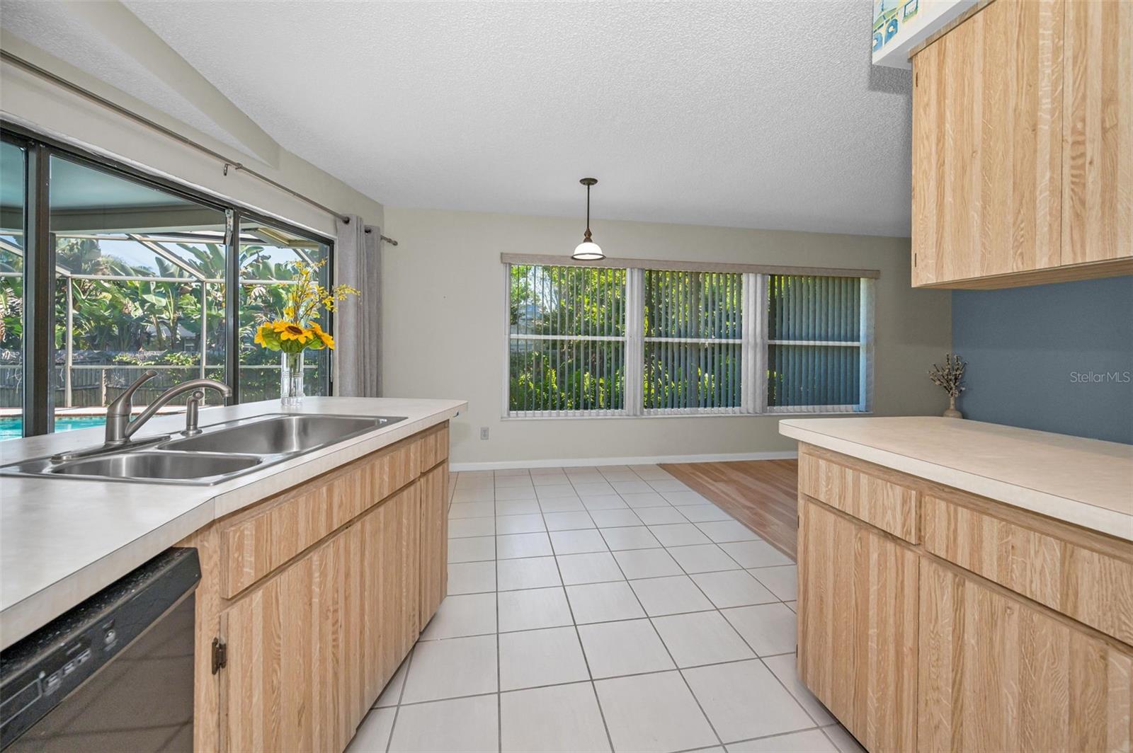 Image 23 of 53 For 3213 Sandy Ridge Drive