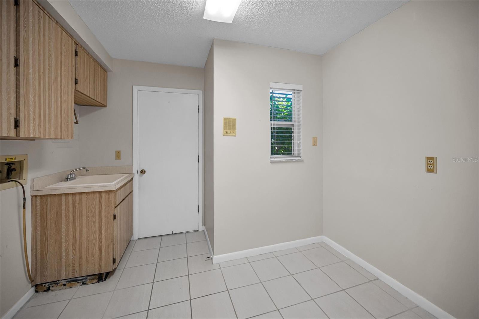 Image 41 of 53 For 3213 Sandy Ridge Drive