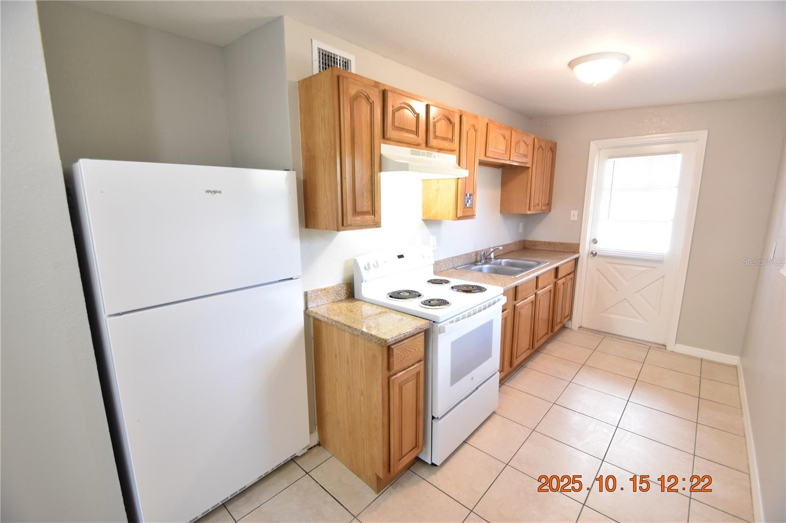 Image 7 of 31 For 9496 84th Street