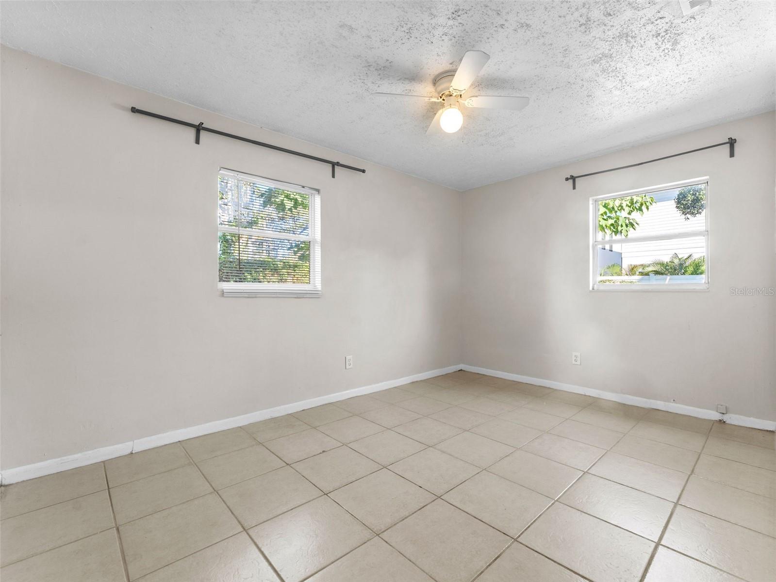 Image 15 of 38 For 1311 Lemon Street