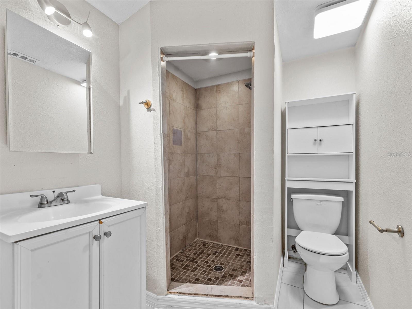 Image 17 of 38 For 1311 Lemon Street