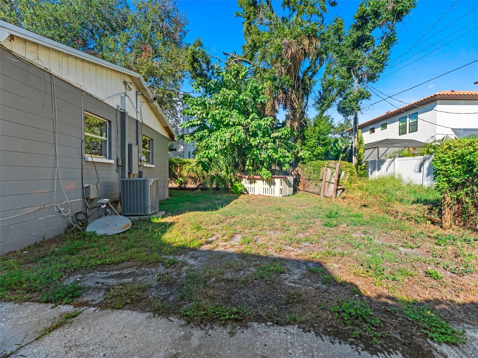 Image 28 of 38 For 1311 Lemon Street