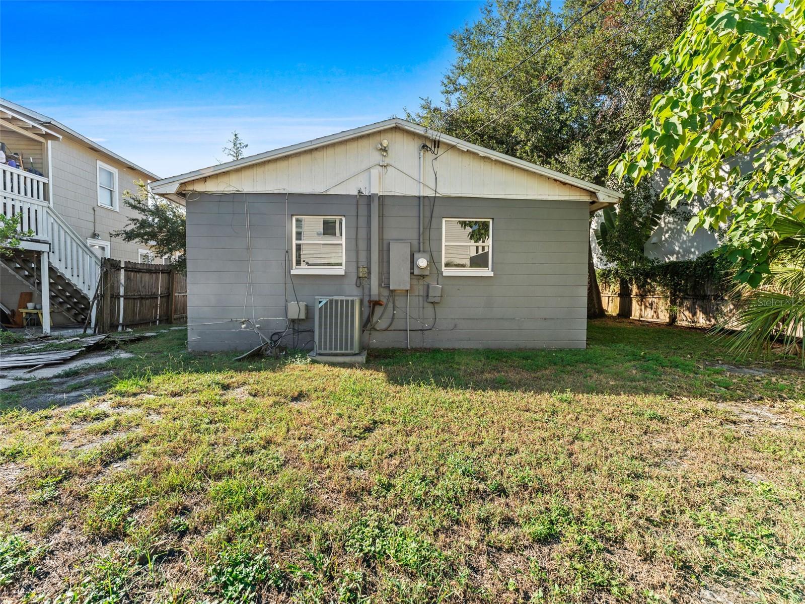 Image 30 of 38 For 1311 Lemon Street