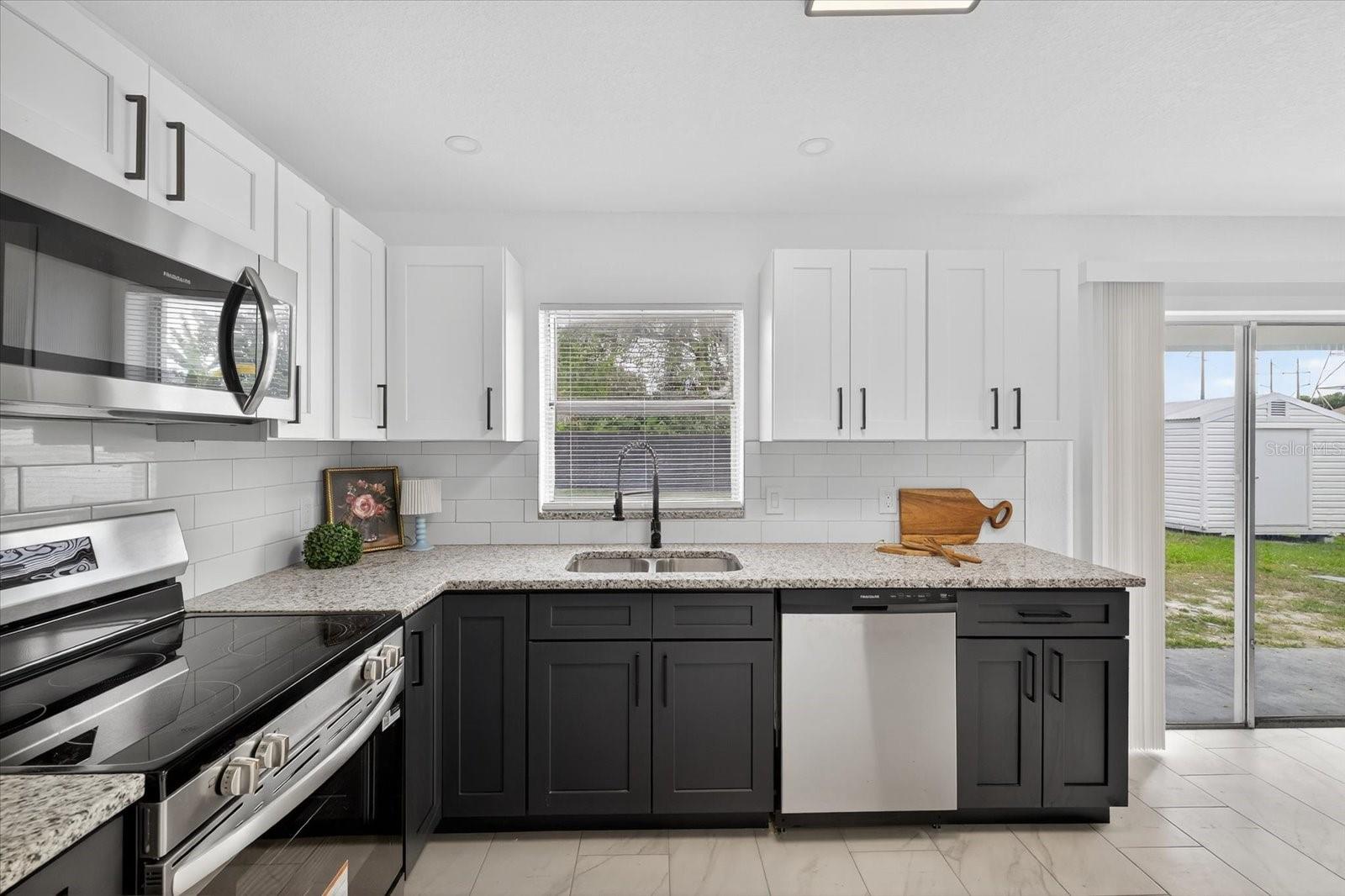 Image 10 of 28 For 8609 Fish Lake Road