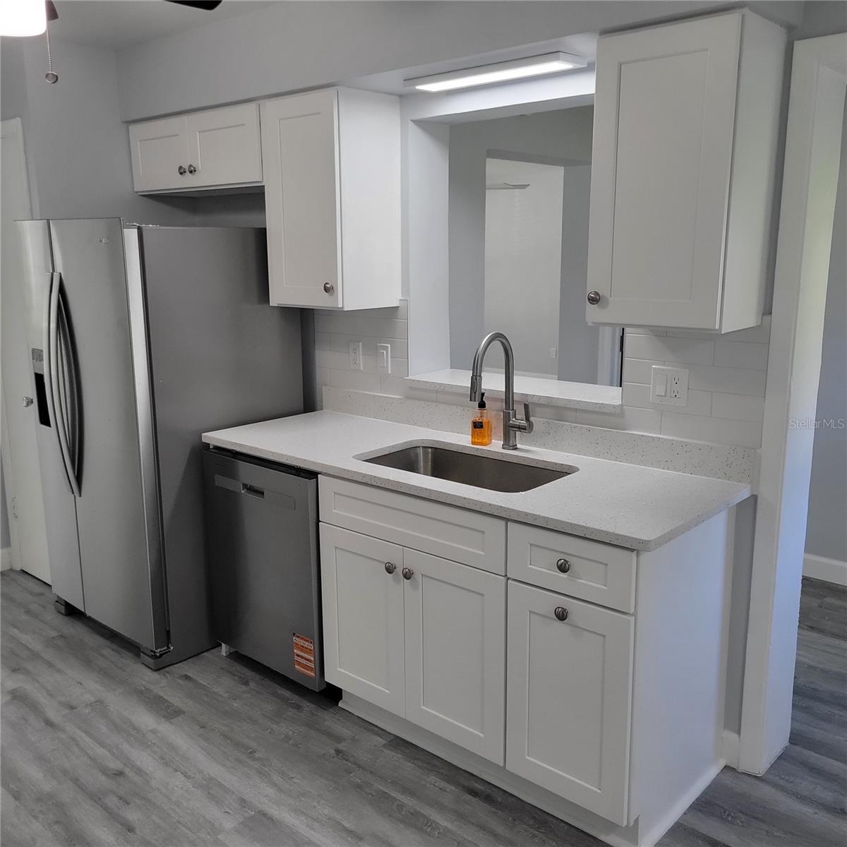 Image 20 of 65 For 11596 Oval Drive E