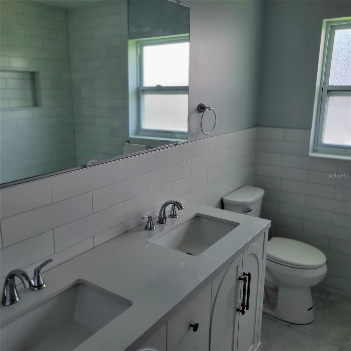 Image 30 of 65 For 11596 Oval Drive E