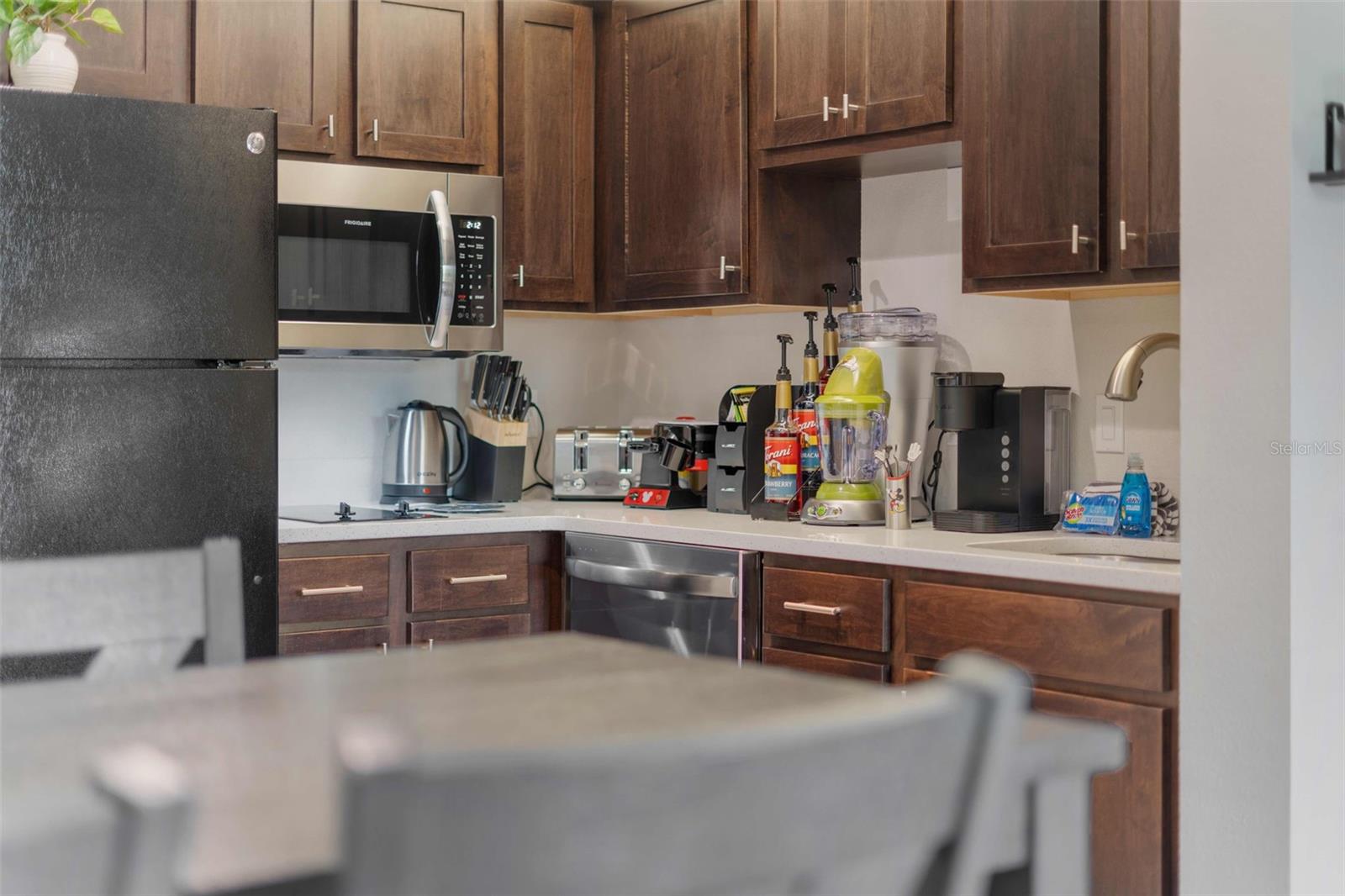 Image 11 of 24 For 8303 Palm Park 312