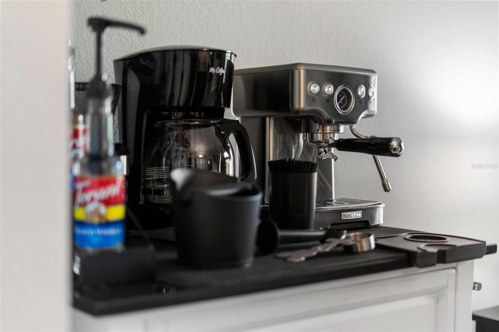 Image 9 of 24 For 8303 Palm Park 312