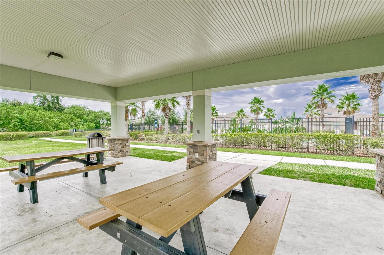 Image 23 of 32 For 1706 Trailwater Street