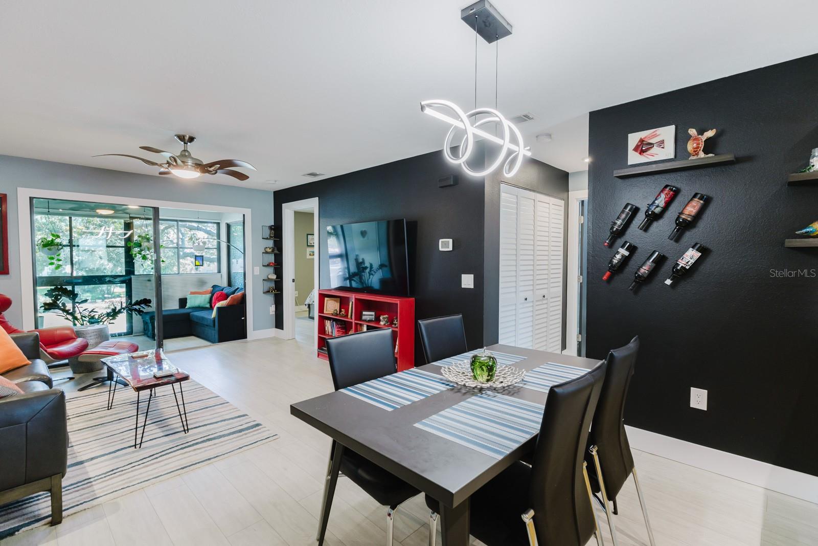 Listing photo id 10 for 3001 58th Avenue S 108