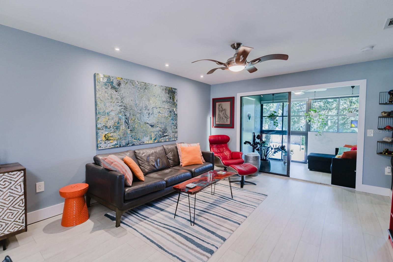 Listing photo id 18 for 3001 58th Avenue S 108