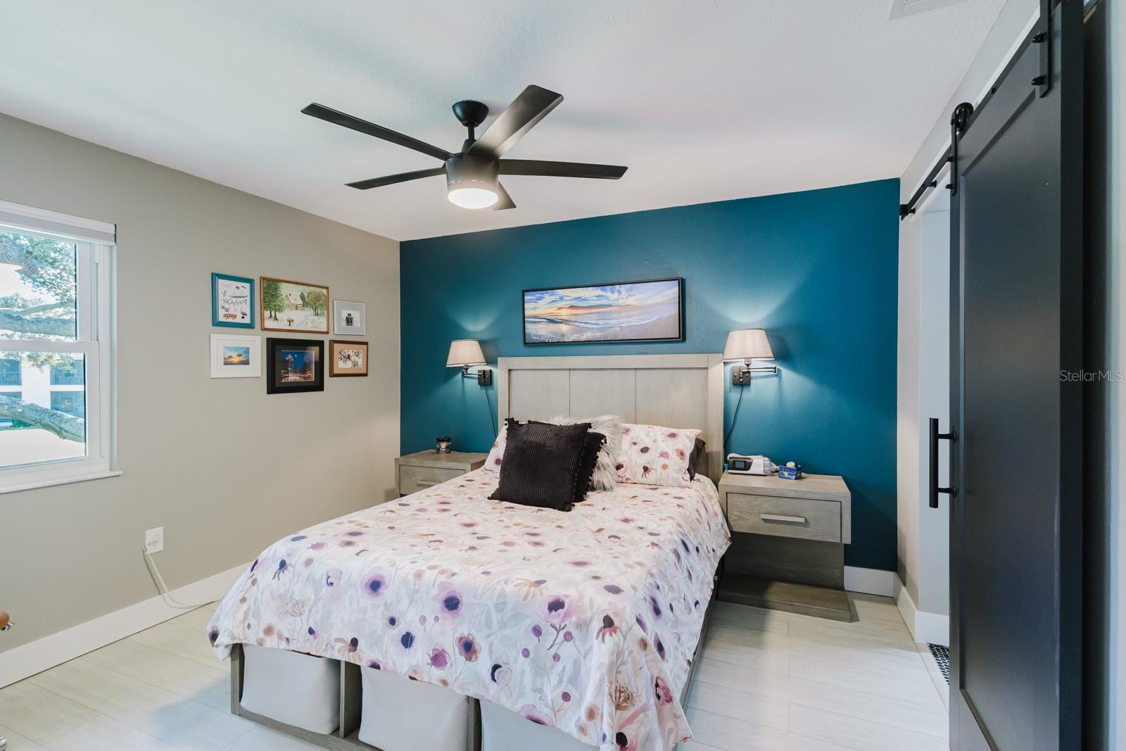 Listing photo id 30 for 3001 58th Avenue S 108