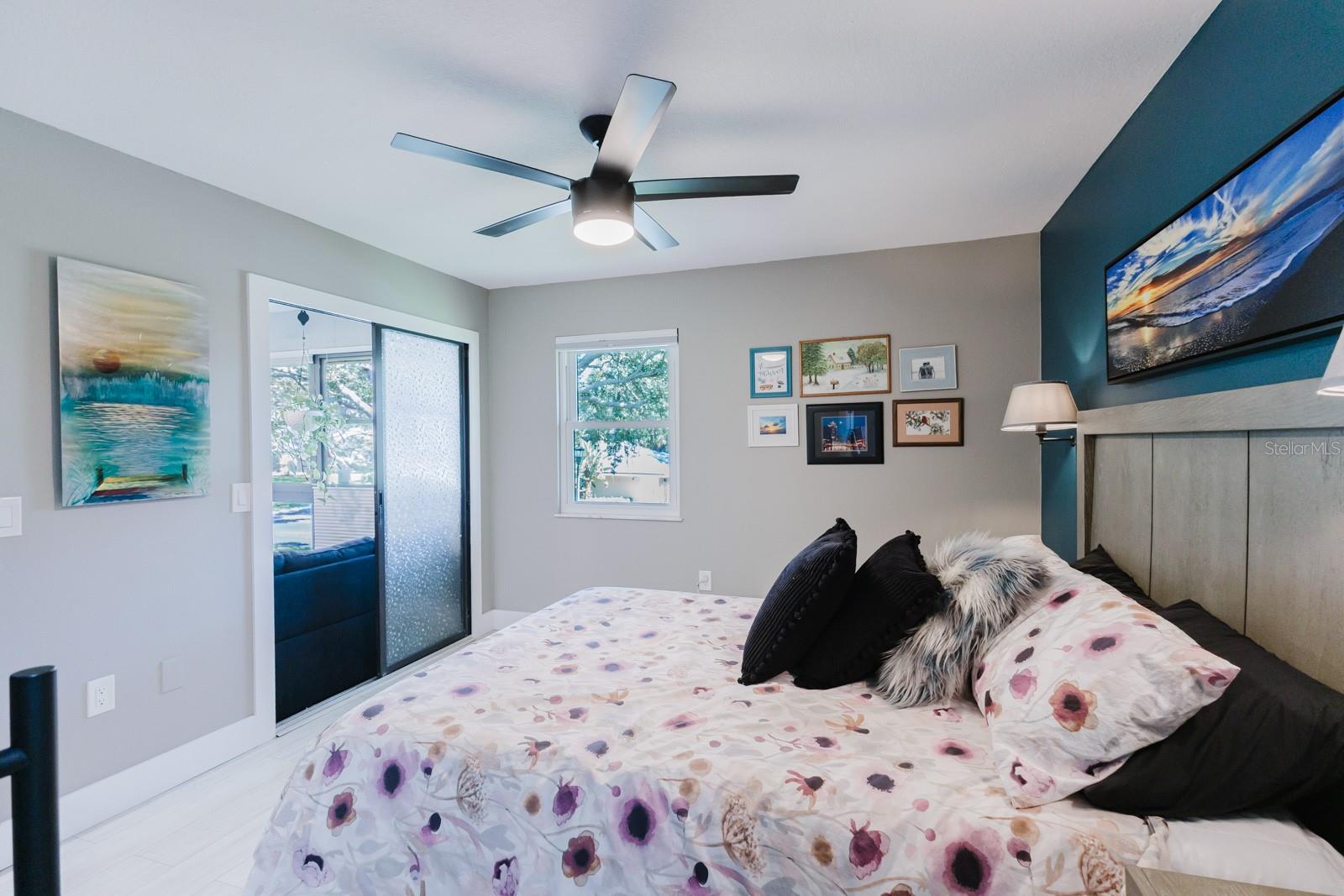 Listing photo id 35 for 3001 58th Avenue S 108