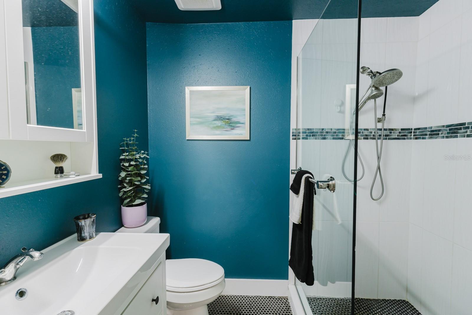 Listing photo id 37 for 3001 58th Avenue S 108