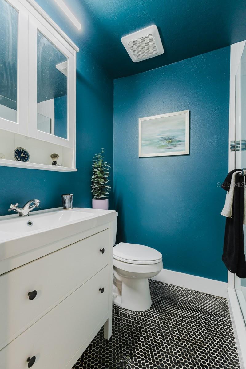 Listing photo id 39 for 3001 58th Avenue S 108