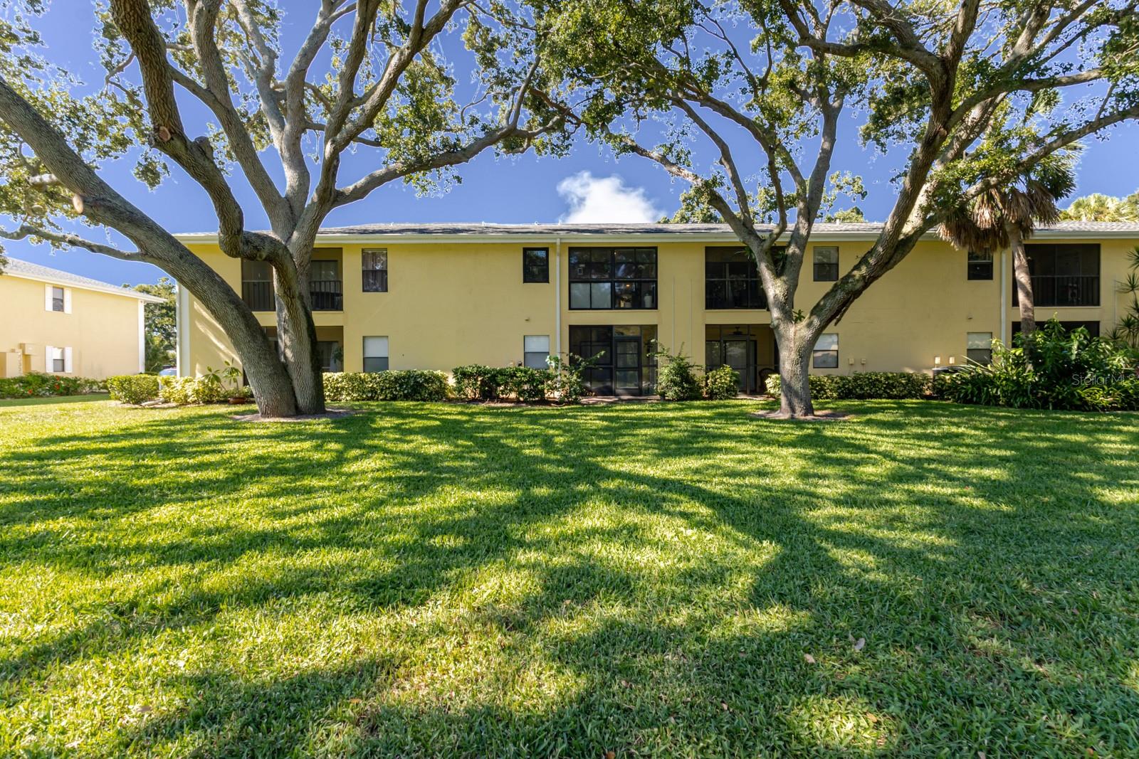 Listing photo id 56 for 3001 58th Avenue S 108
