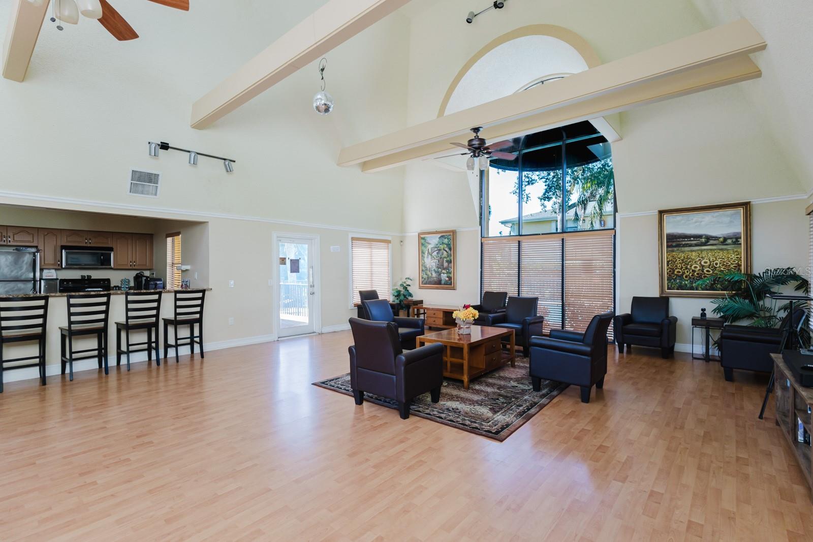 Listing photo id 74 for 3001 58th Avenue S 108