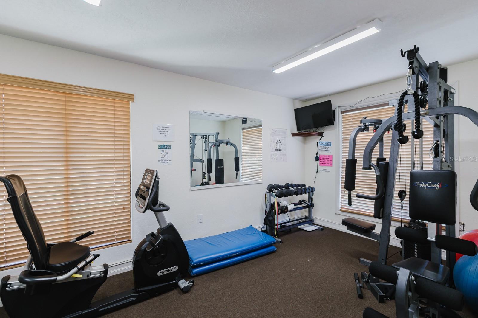 Listing photo id 75 for 3001 58th Avenue S 108