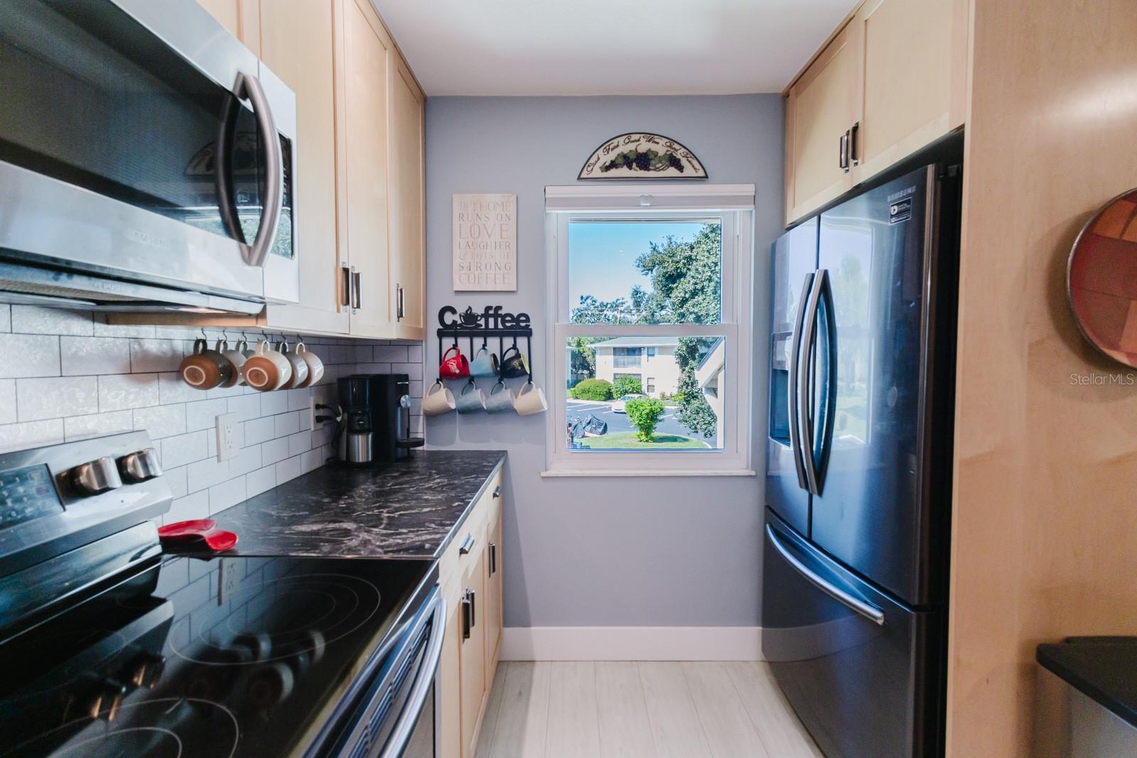 Listing photo id 6 for 3001 58th Avenue S 108