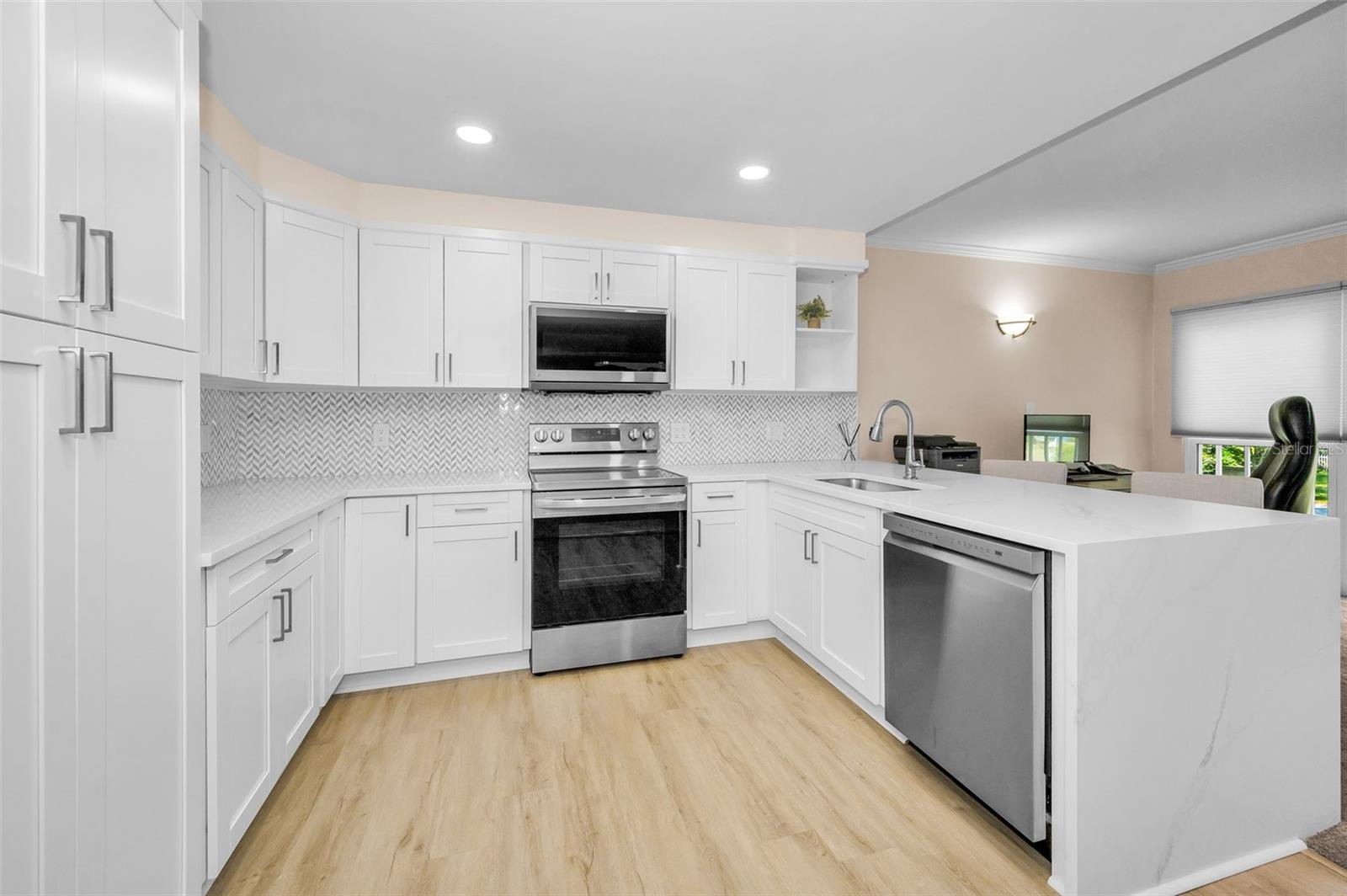 Image 12 of 44 For 1655 Highland Avenue D241