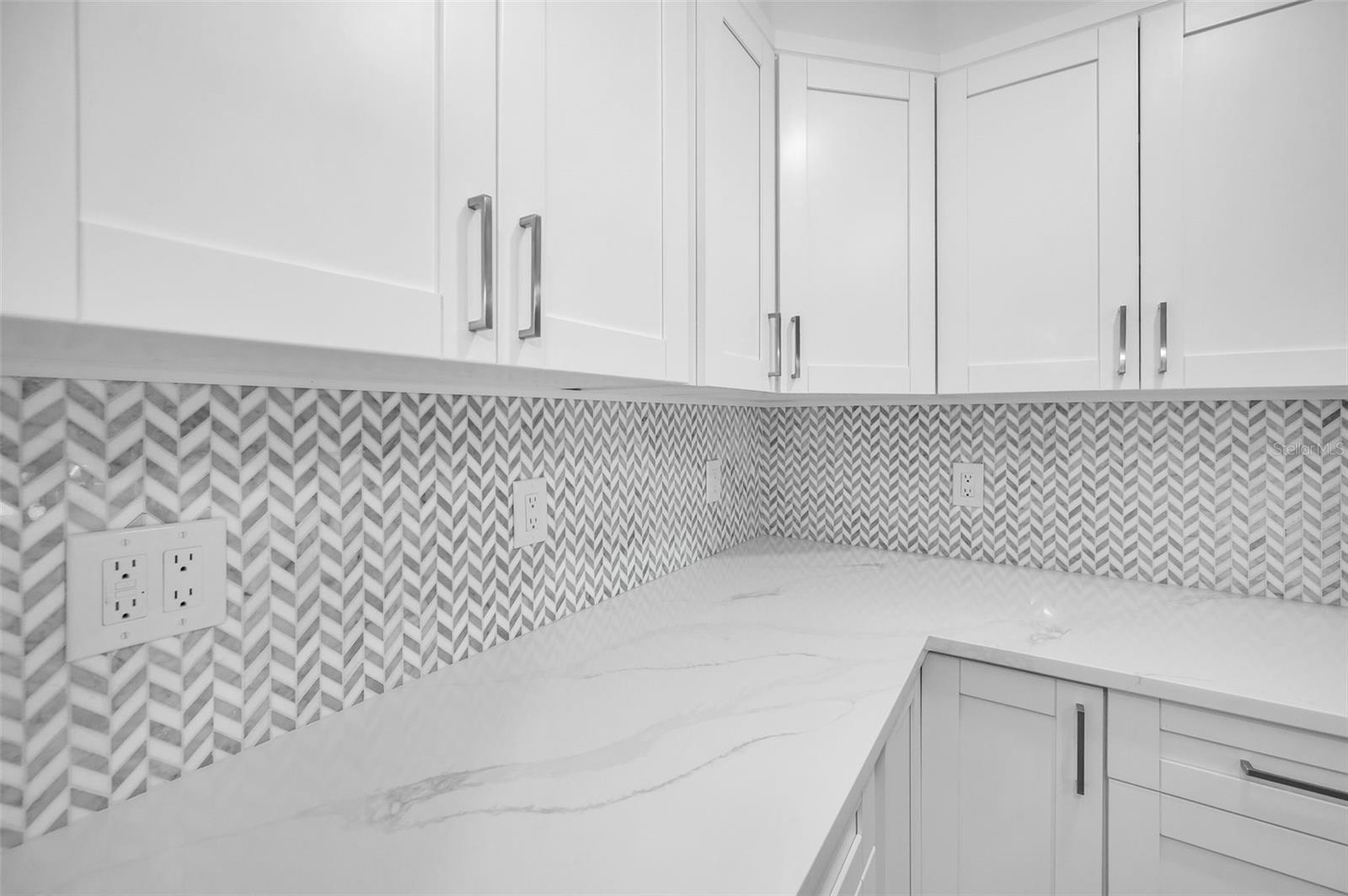 Image 14 of 44 For 1655 Highland Avenue D241