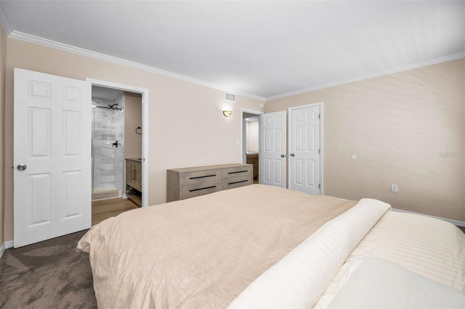 Image 21 of 44 For 1655 Highland Avenue D241