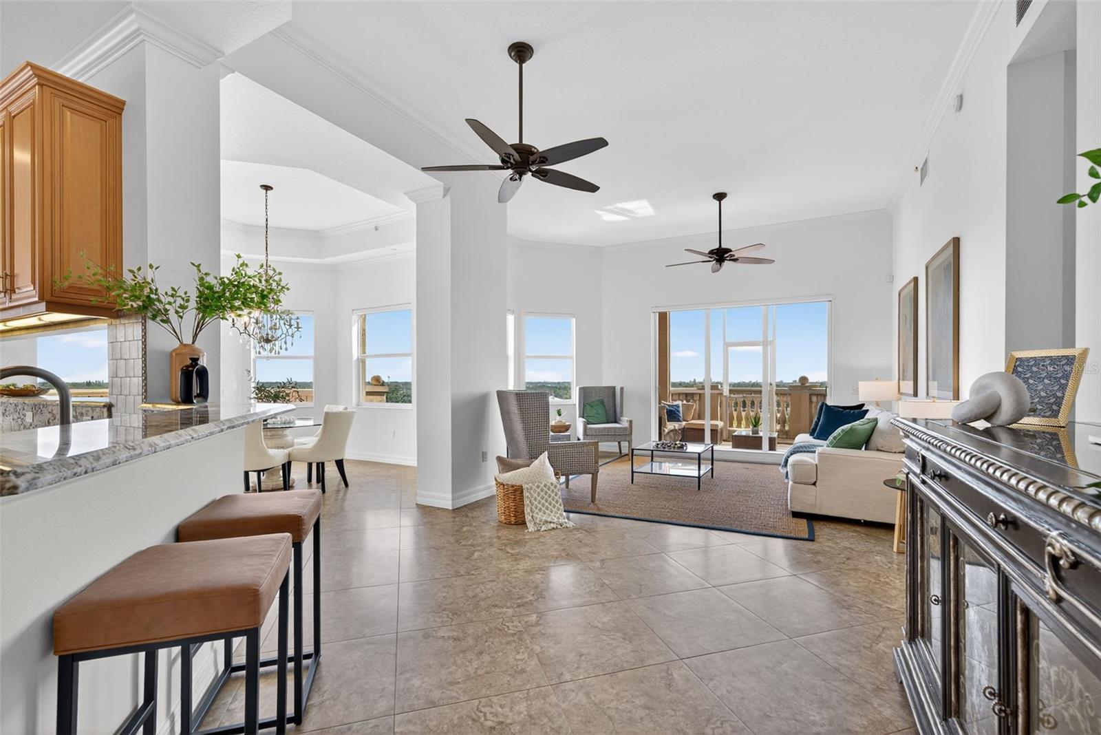 Image 17 of 96 For 5531 Cannes Circle 801