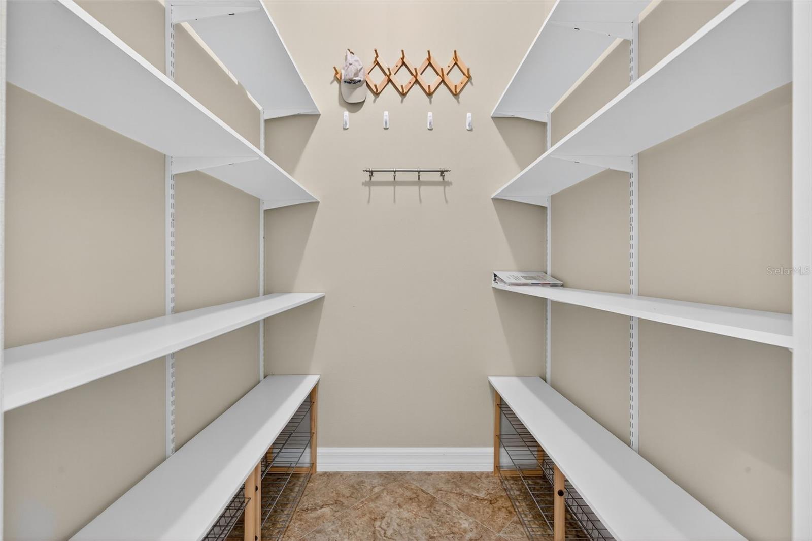 Image 42 of 96 For 5531 Cannes Circle 801