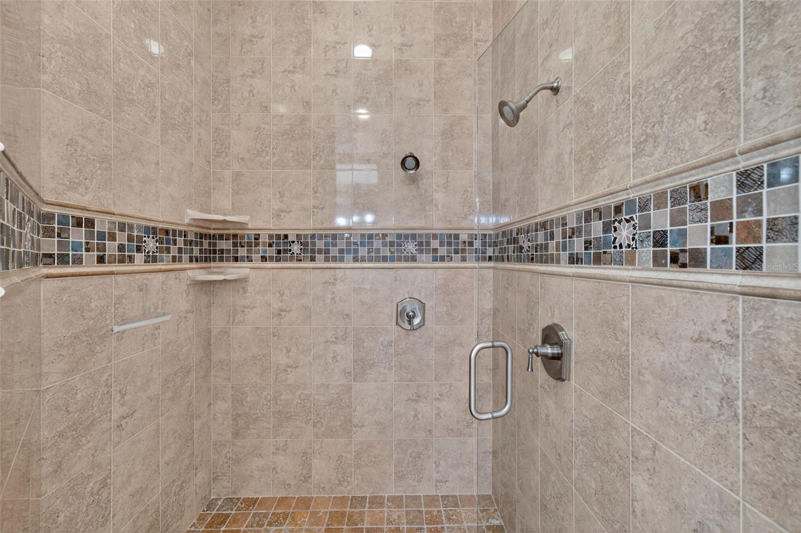 Image 47 of 96 For 5531 Cannes Circle 801