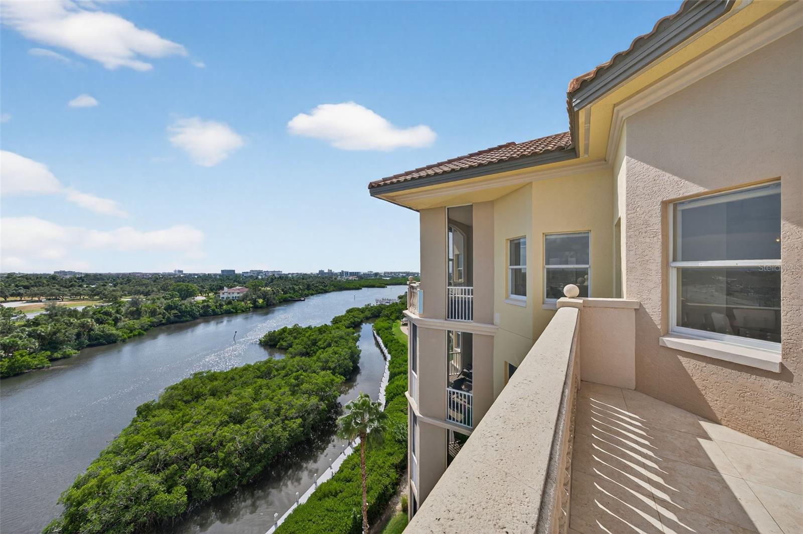 Image 64 of 96 For 5531 Cannes Circle 801