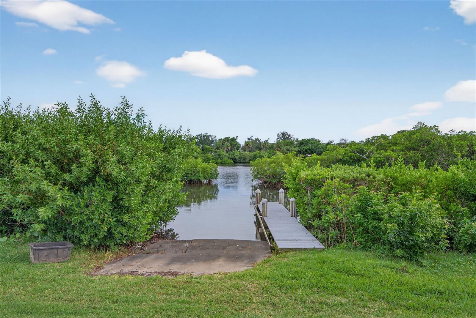 Image 85 of 96 For 5531 Cannes Circle 801