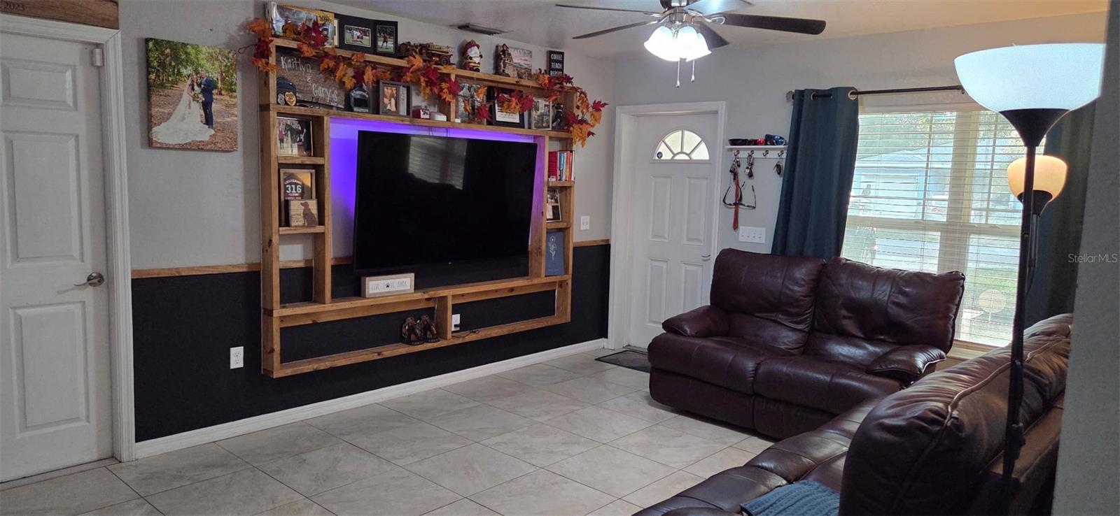 Image 3 of 18 For 14885 63rd Way N