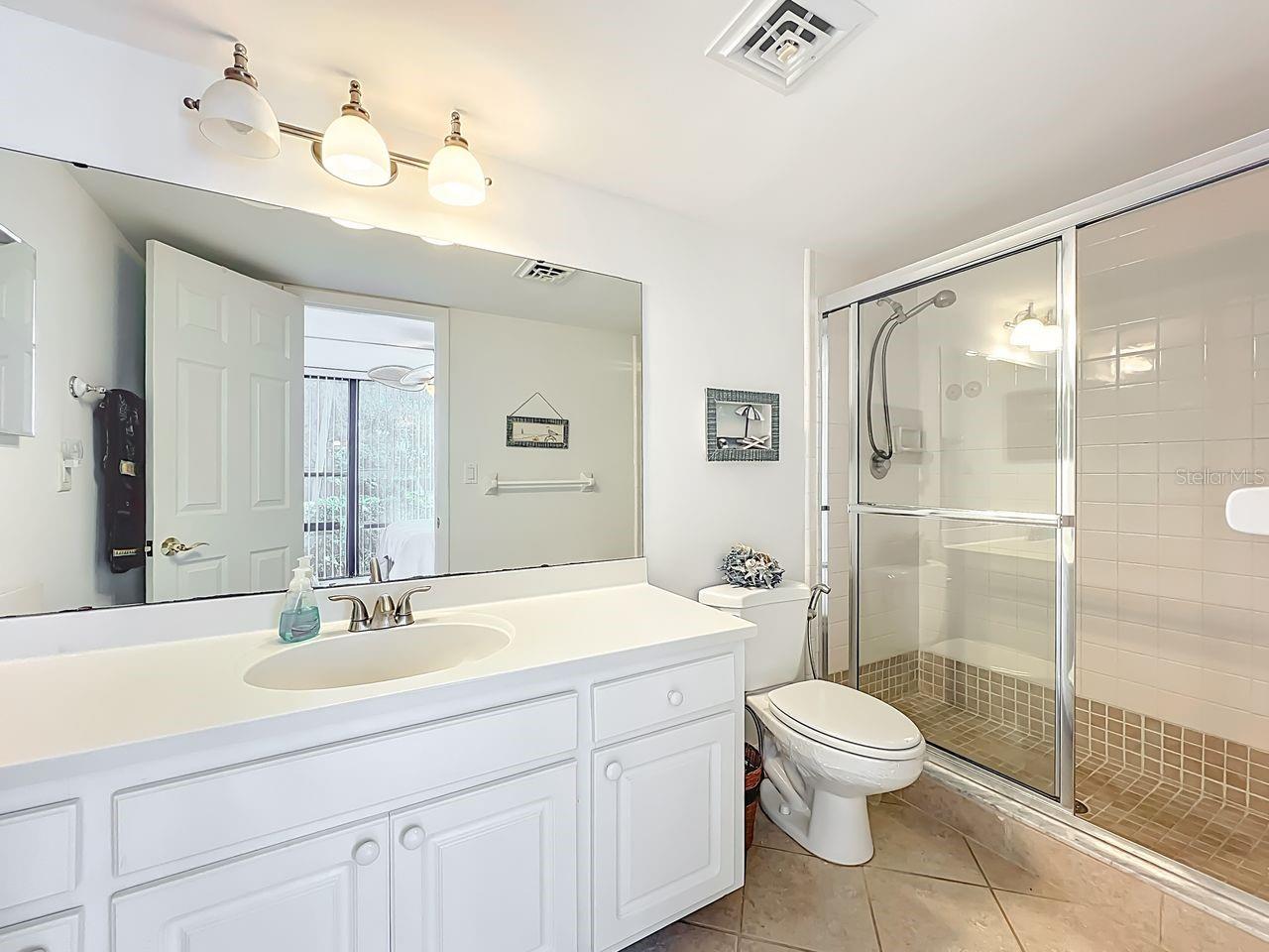 Image 22 of 39 For 612 Bird Bay Drive S 114