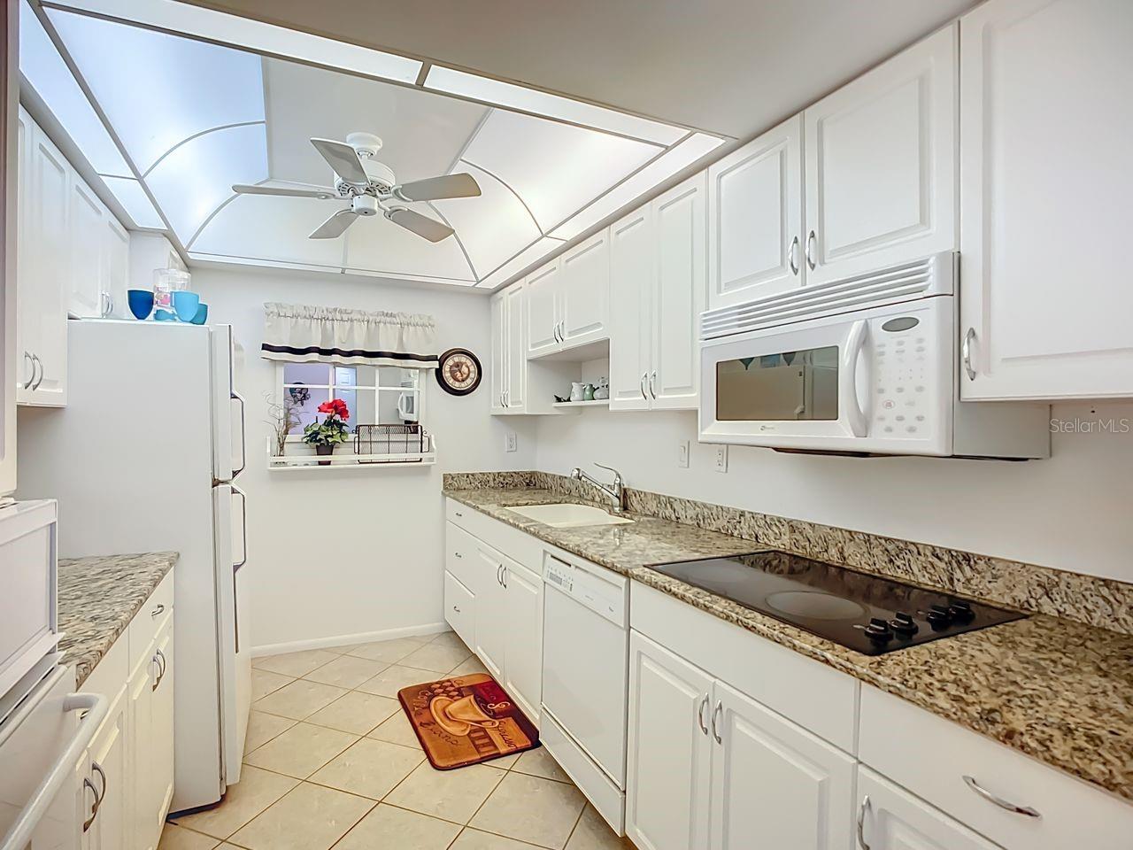 Image 6 of 39 For 612 Bird Bay Drive S 114