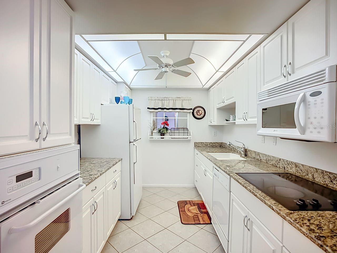 Image 7 of 39 For 612 Bird Bay Drive S 114
