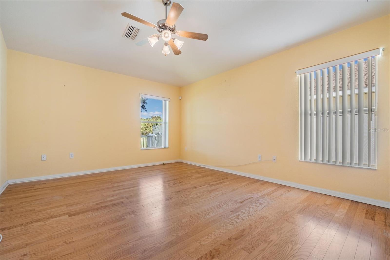 Image 20 of 50 For 9551 Jaybird Lane