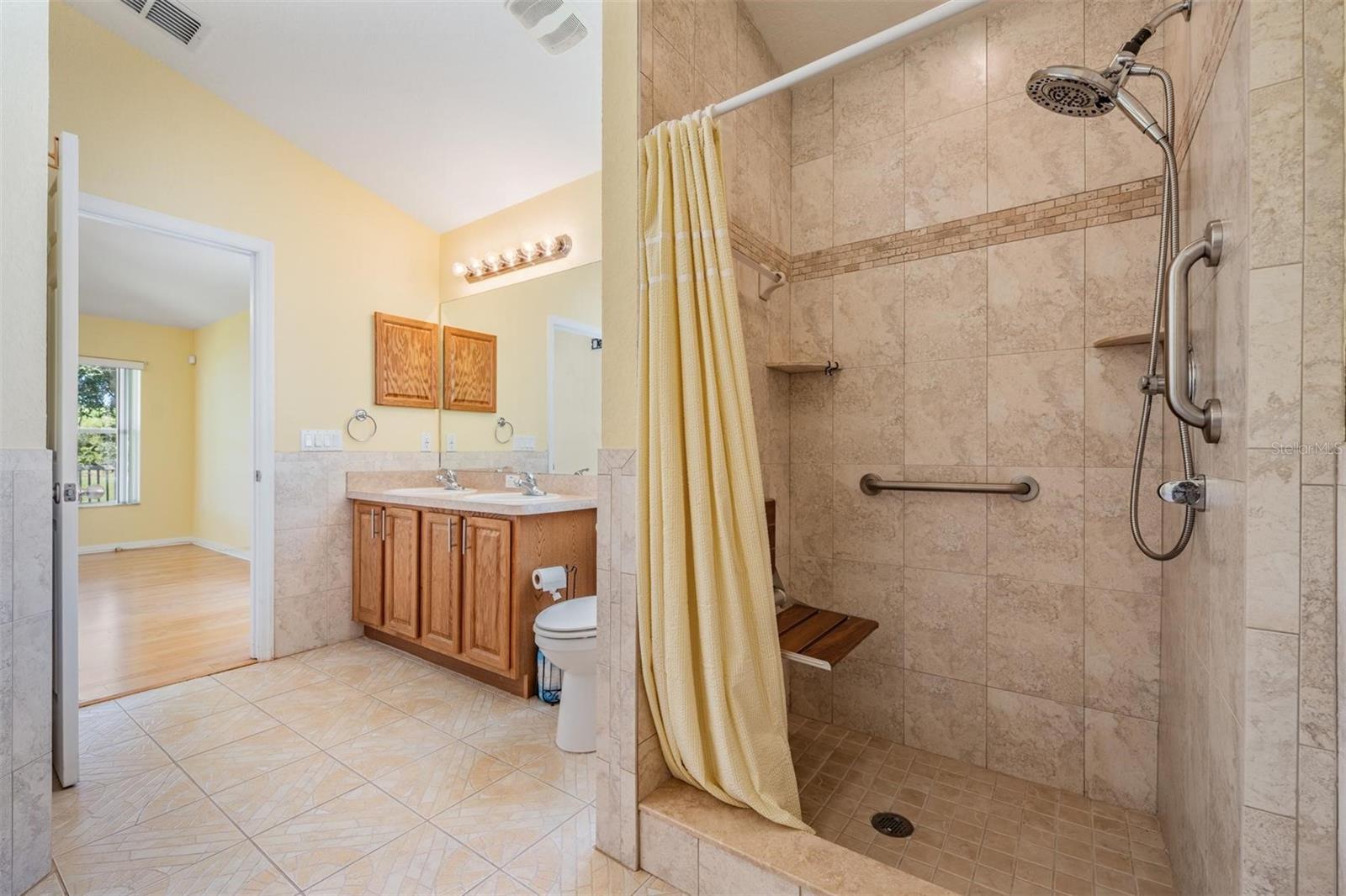 Image 25 of 50 For 9551 Jaybird Lane