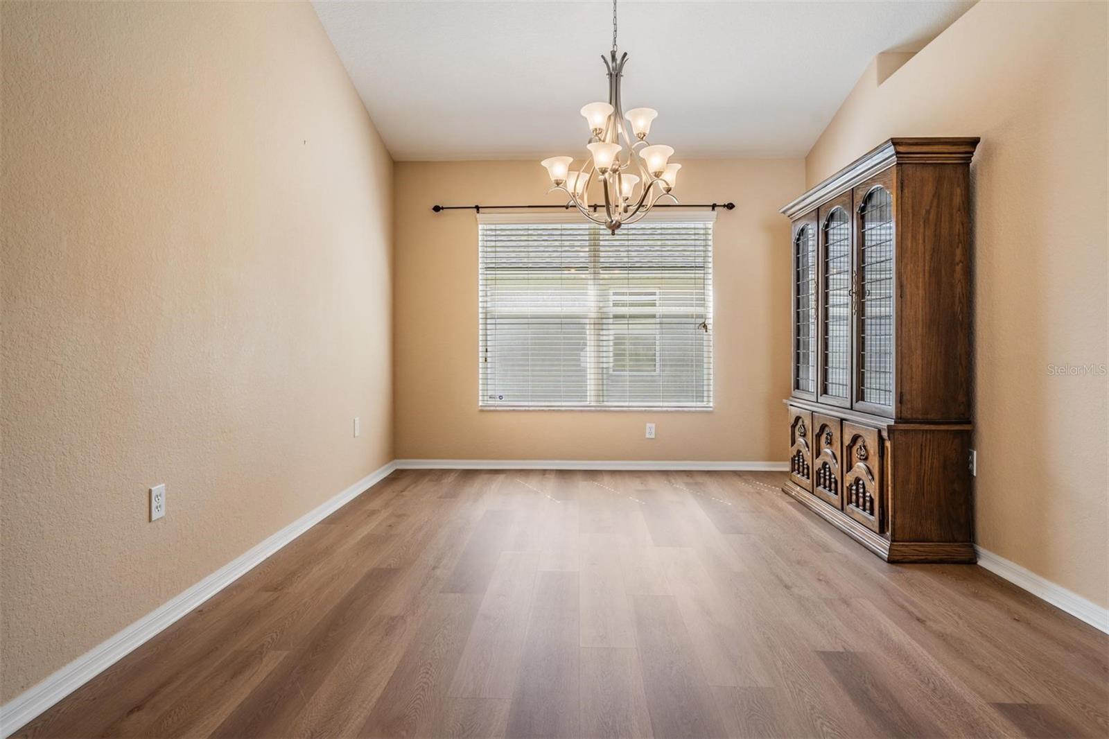 Image 8 of 50 For 9551 Jaybird Lane