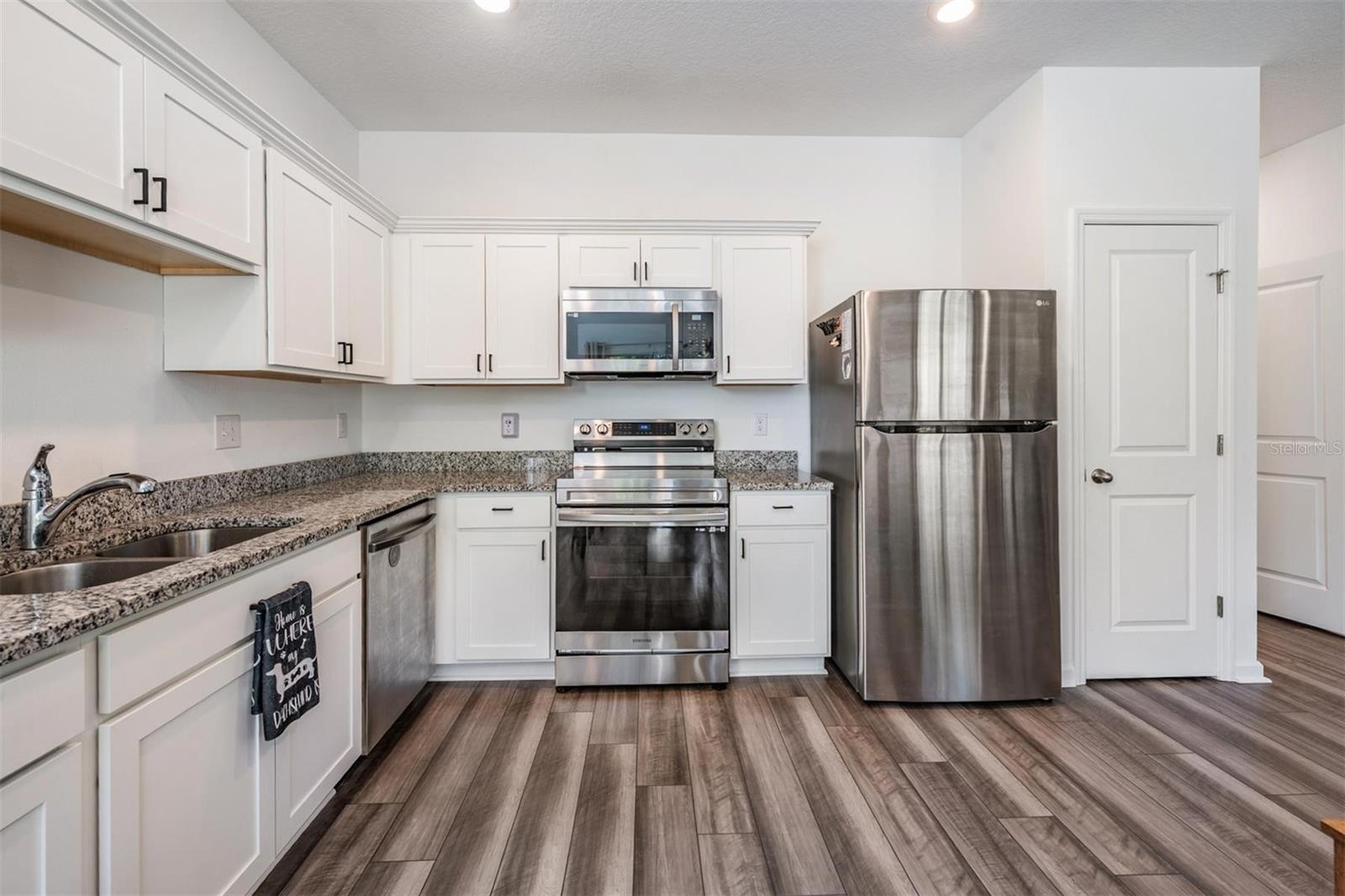 Image 13 of 38 For 6266 Bucket Court