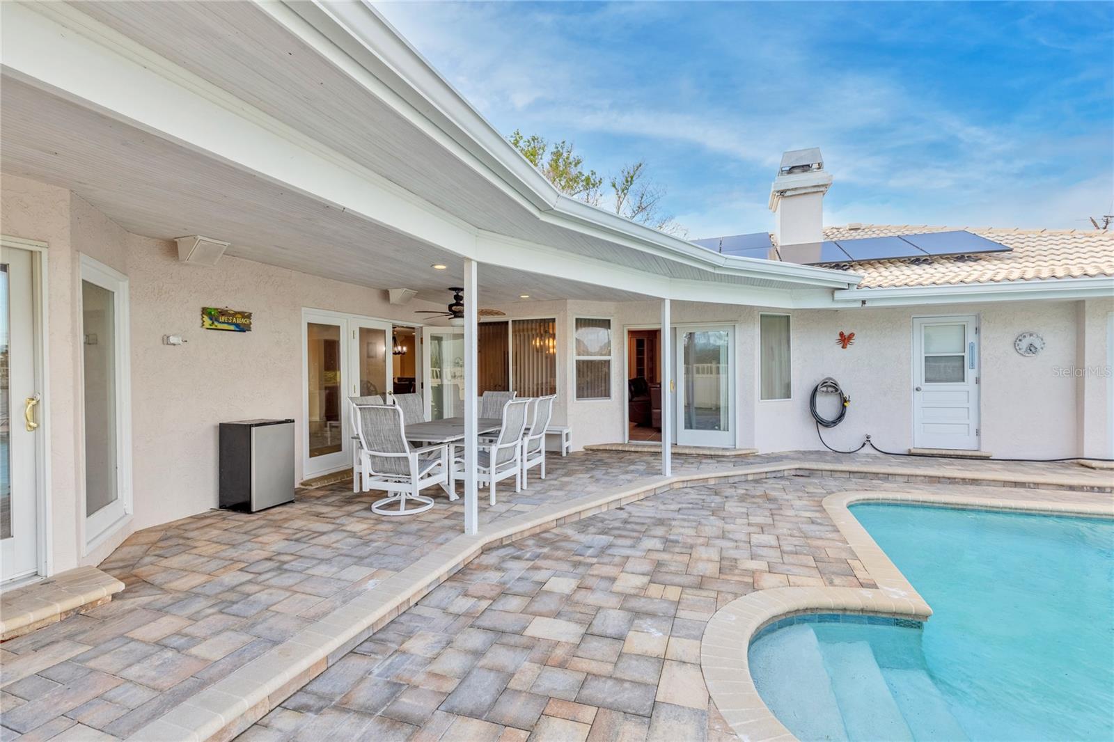 Listing photo id 12 for 411 Belle Isle Avenue