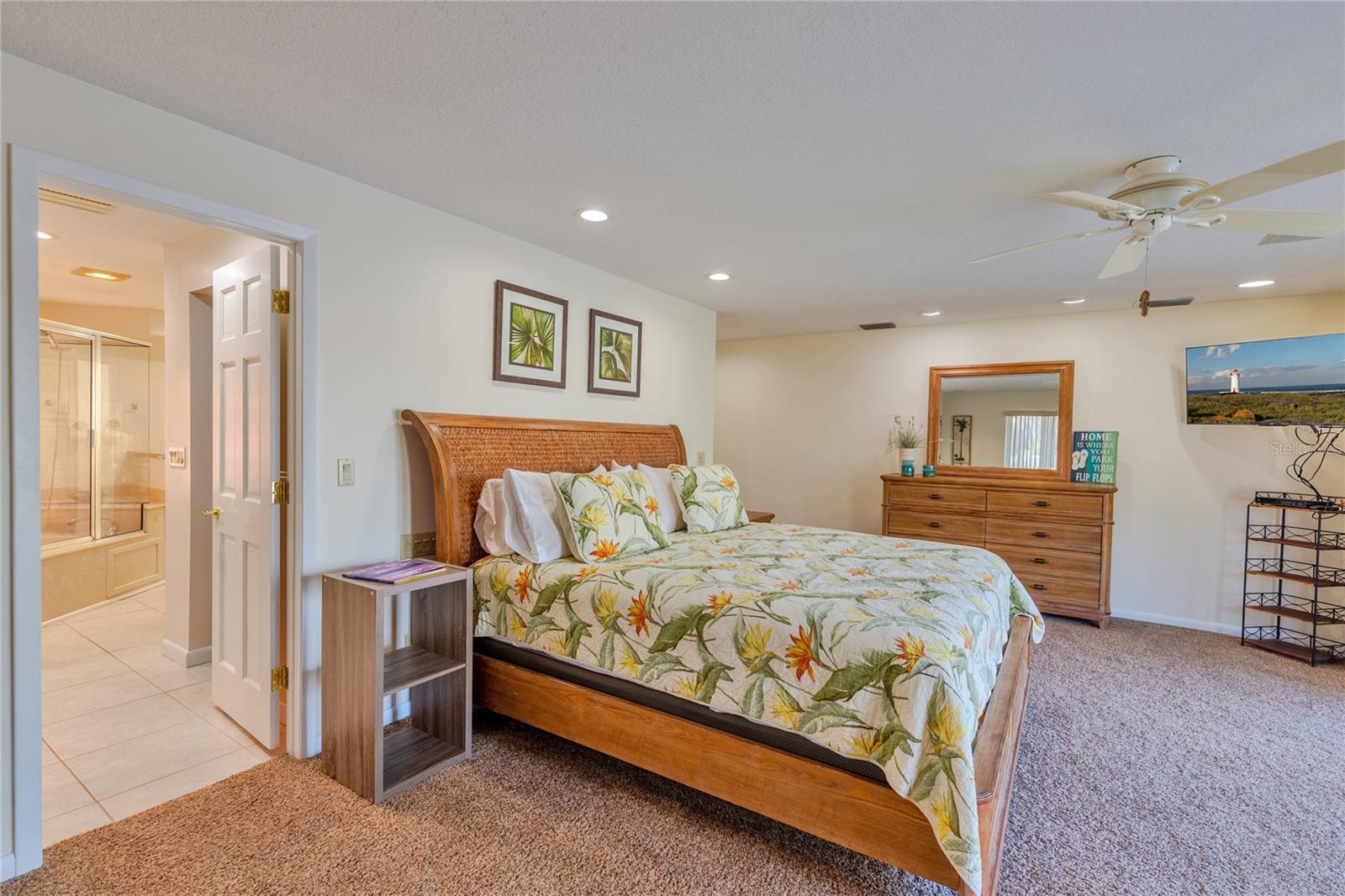 Listing photo id 22 for 411 Belle Isle Avenue