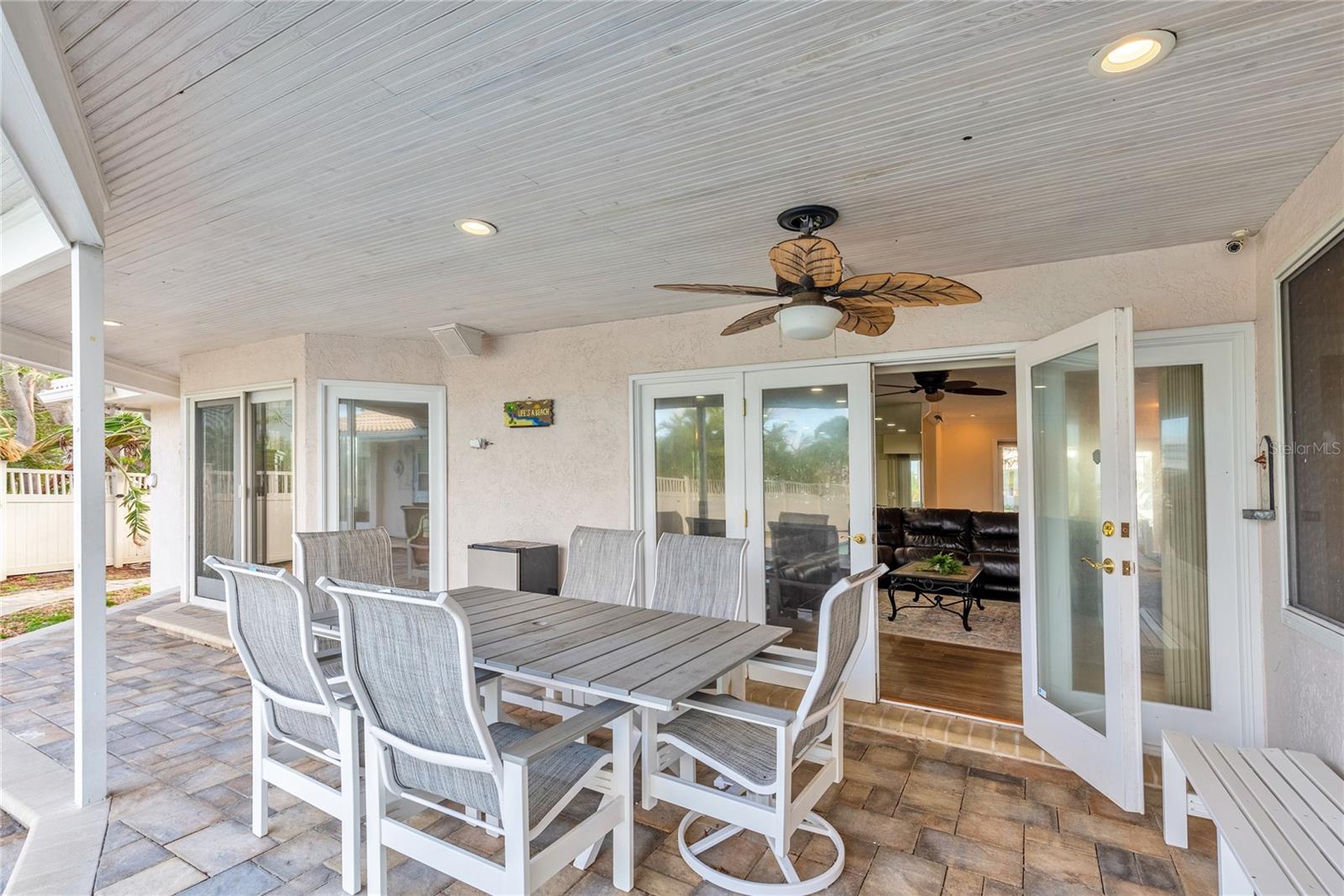 Listing photo id 47 for 411 Belle Isle Avenue