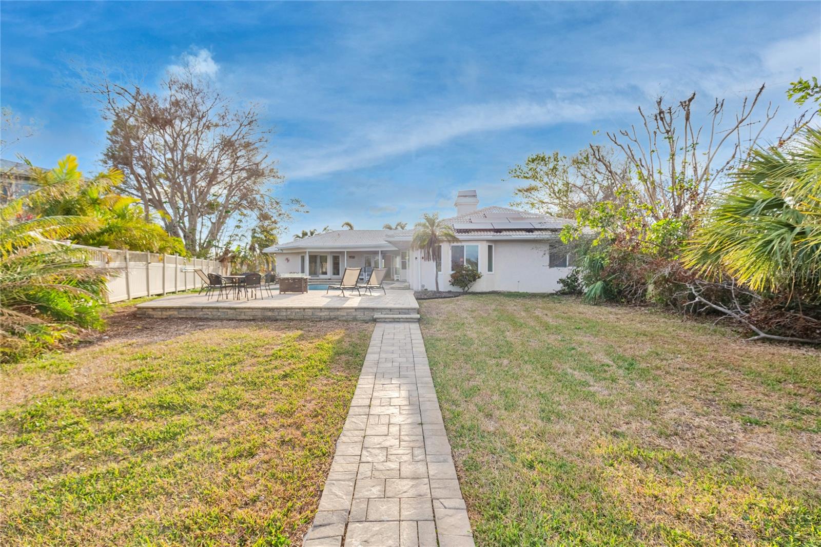 Listing photo id 50 for 411 Belle Isle Avenue