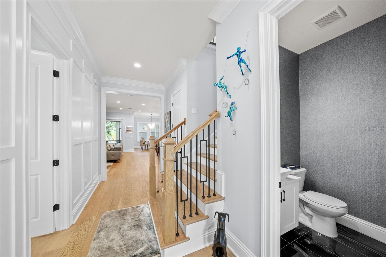 Image 16 of 39 For 3301 Lawn Avenue