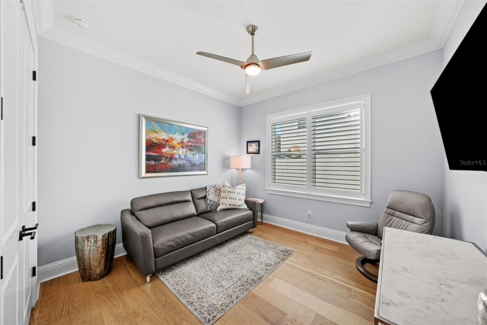 Image 18 of 39 For 3301 Lawn Avenue