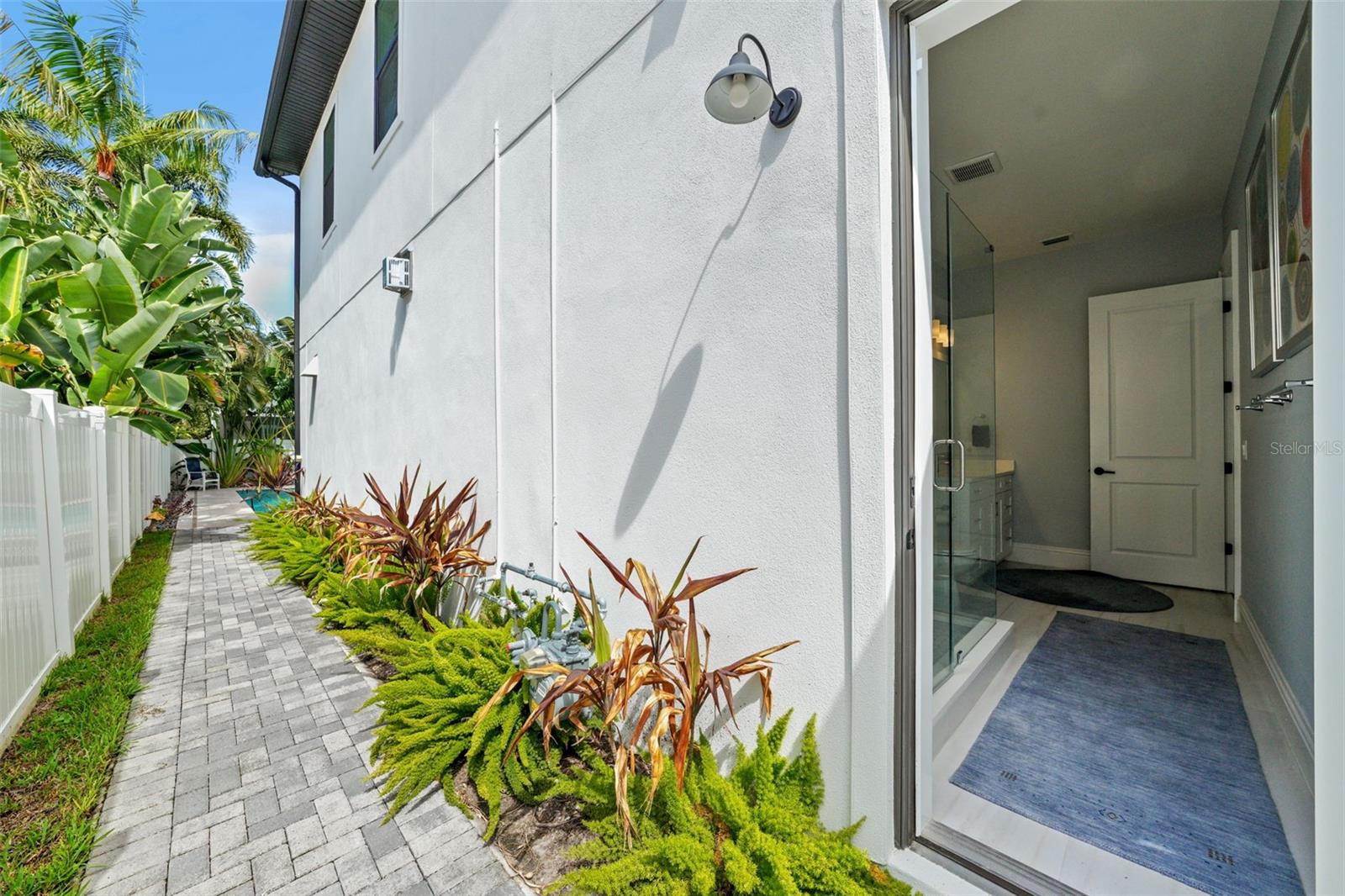 Image 20 of 39 For 3301 Lawn Avenue