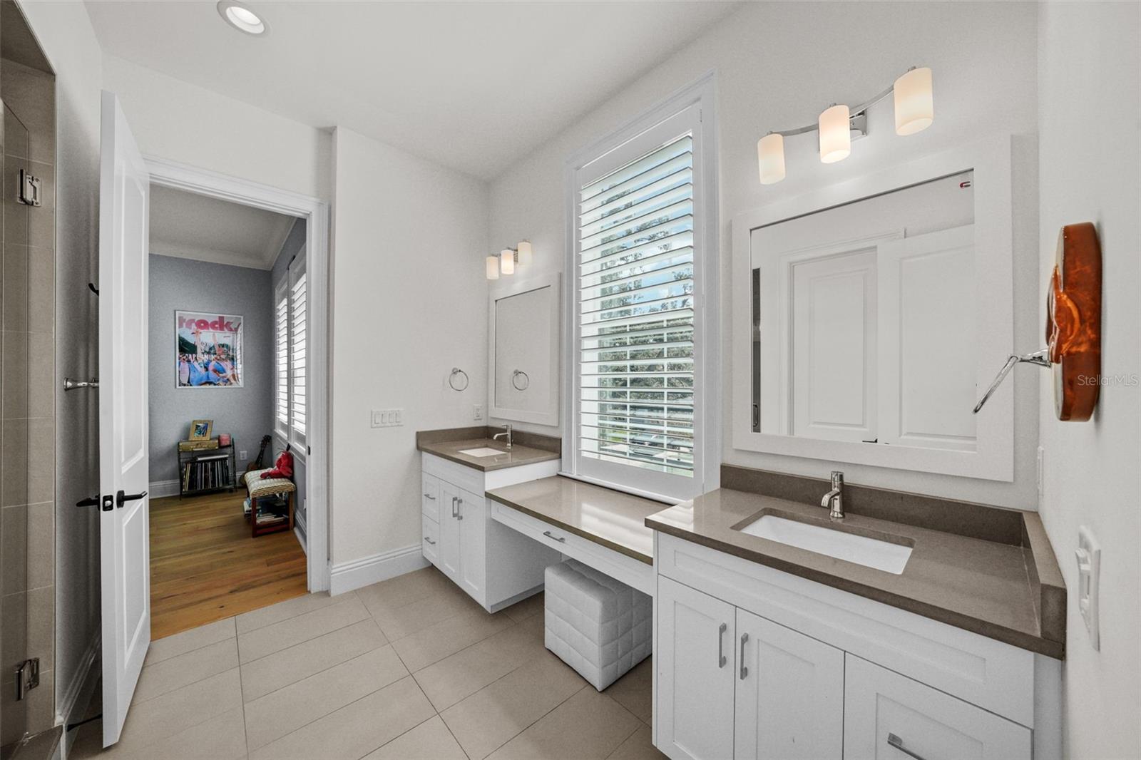 Image 29 of 39 For 3301 Lawn Avenue